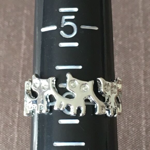 Gold Tone or Silver Tone Cat Band Ring Size 6 - Picture 7 of 8